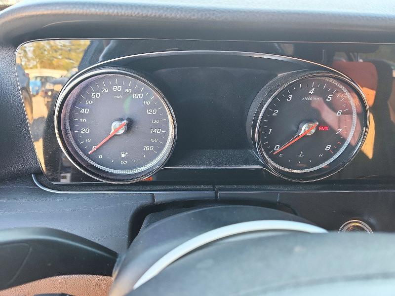 Photo 9 from auction – 2017 MERCEDES-BENZ E with VIN WDDZF4JB5HA100913