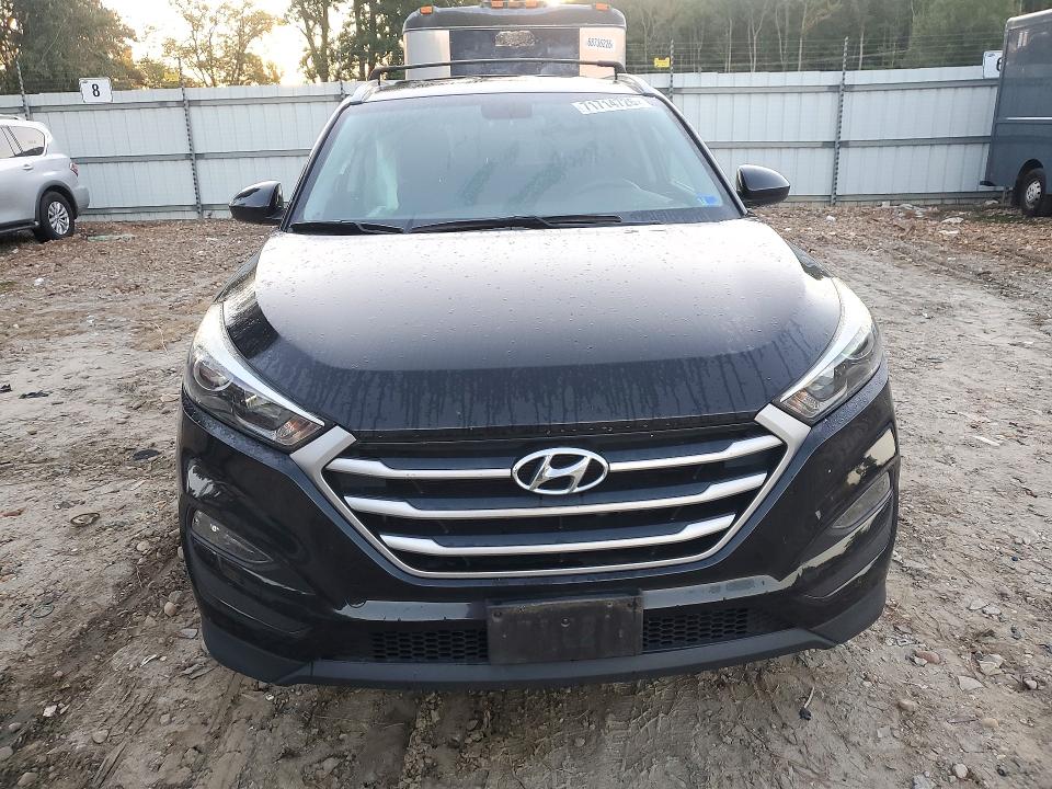 Снимка 5 от търг – 2017 HYUNDAI TUCSON с VIN KM8J33A49HU336132