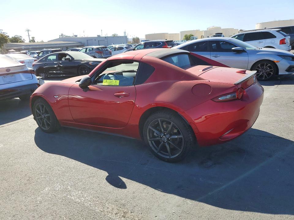 Снимка 2 от търг – 2017 MAZDA MX-5 MIATA с VIN JM1NDAL75H0101202