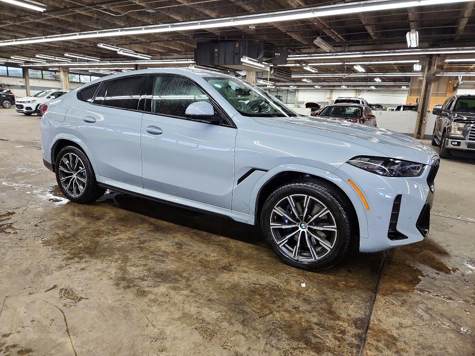 Снимка 4 от търг – 2027 BMW X6 с VIN 5UX33EX07V9519393