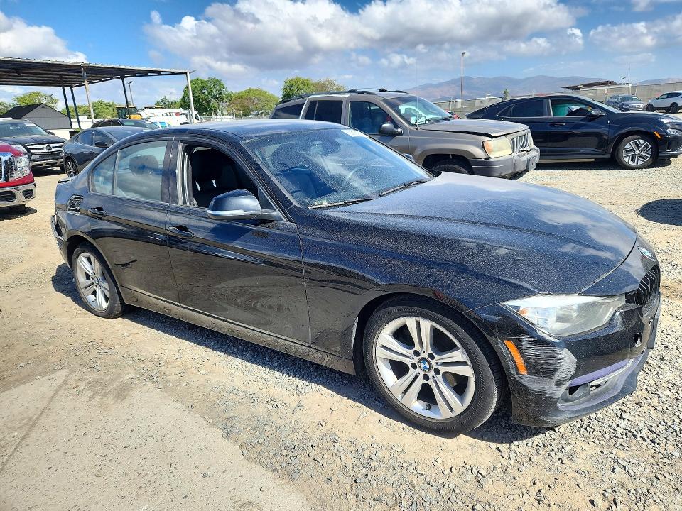 Снимка 4 от търг – 2016 BMW 328 с VIN WBA8E9G50GNT85046