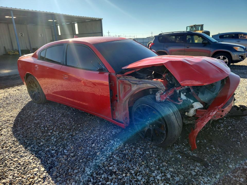 Снимка 4 от търг – 2018 DODGE CHARGER с VIN 2C3CDXCT5JH209901
