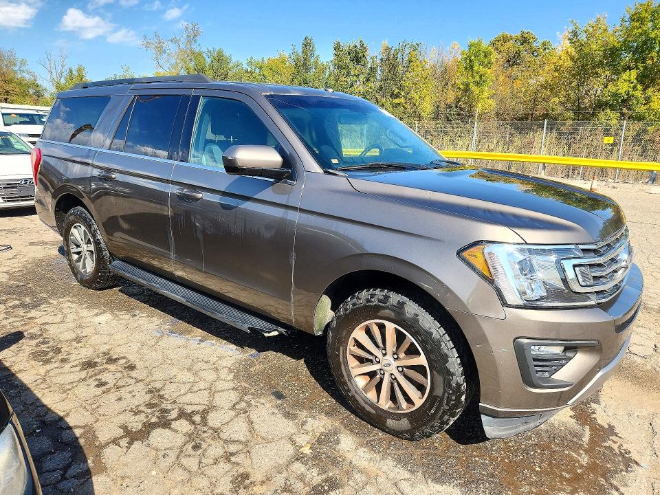 Снимка 4 от търг – 2019 FORD EXPEDITION с VIN 1FMJK1JT9KEA28863