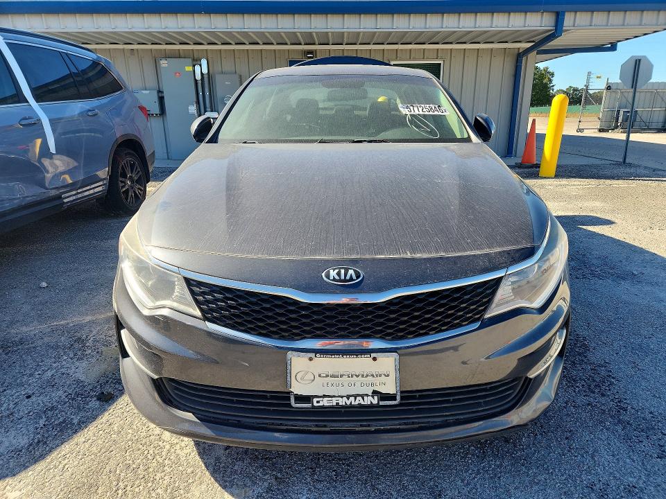 Снимка 5 от търг – 2017 KIA OPTIMA с VIN 5XXGT4L30HG141146