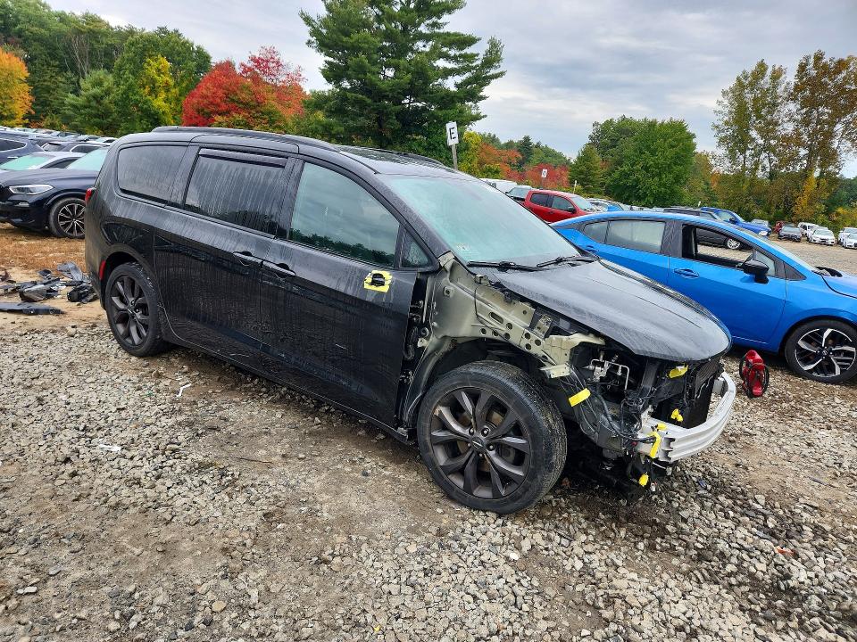 صورة رقم 4 من المزاد - 2018 CHRYSLER PACIFICA مع VIN 2C4RC1FG1JR204502