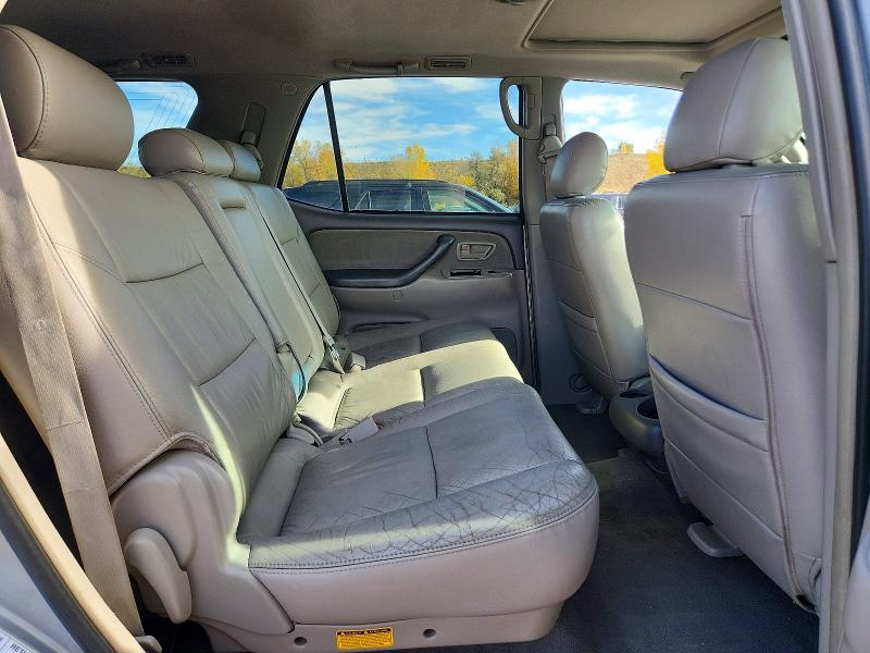 Снимка 11 от търг – 2006 TOYOTA SEQUOIA с VIN 5TDBT44A26S277202