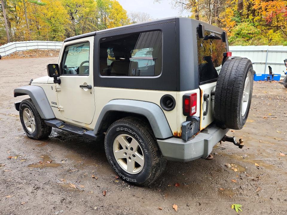 صورة رقم 2 من المزاد - 2010 JEEP WRANGLER مع VIN 1J4AA2D15AL116661