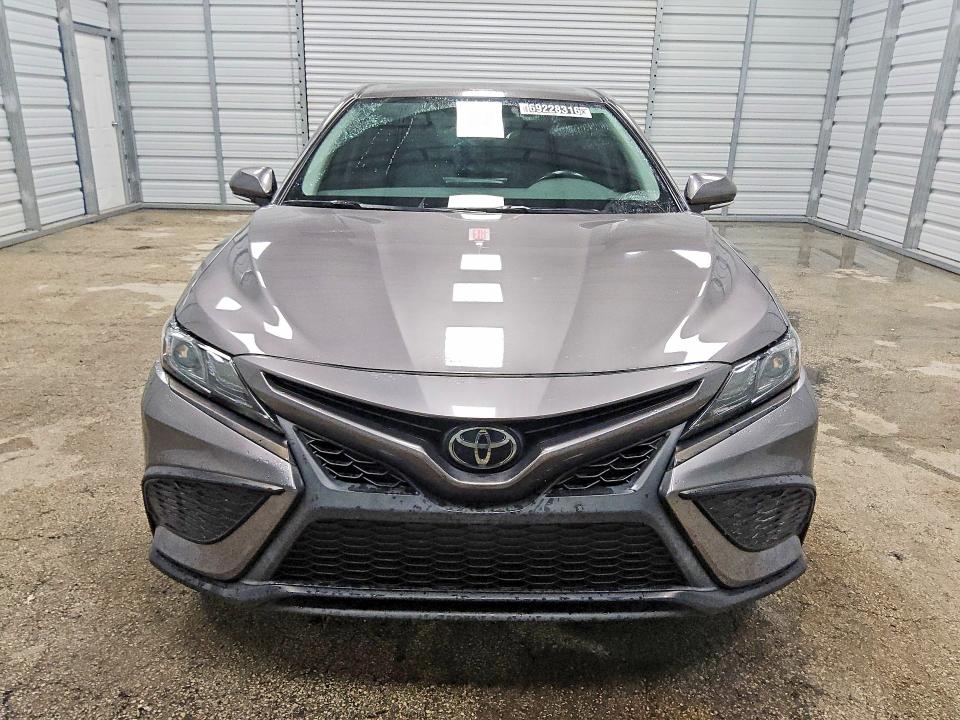 Снимка 5 от търг – 2024 TOYOTA CAMRY с VIN 4T1S11AK9RU247238