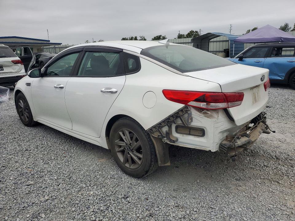 Photo 2 from auction – 2019 KIA OPTIMA with VIN 5XXGT4L3XKG357769