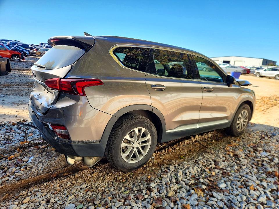 Снимка 3 от търг – 2019 HYUNDAI SANTA FE с VIN 5NMS33AD9KH047551