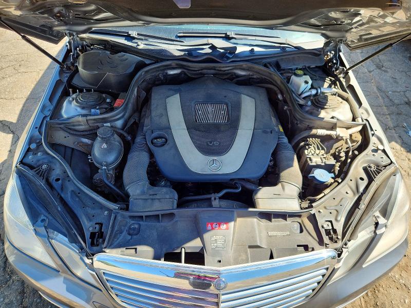 Снимка 11 от търг – 2011 MERCEDES-BENZ E с VIN WDDHF8HB4BA273791