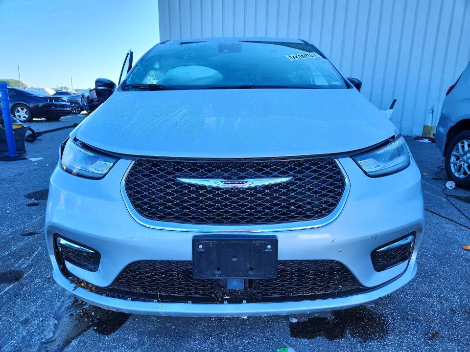 Photo 5 from auction – 2026 CHRYSLER PACIFICA with VIN 2C4RC1GG9TR262827