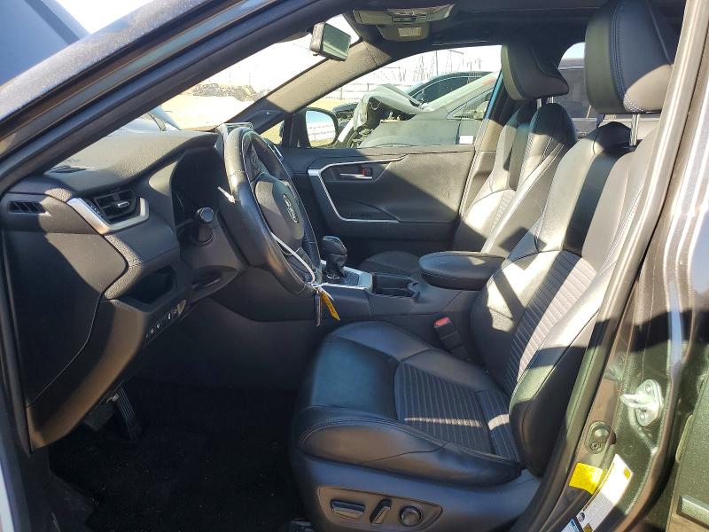 Photo 7 from auction – 2019 TOYOTA RAV4 with VIN JTMEWRFVXKD522688