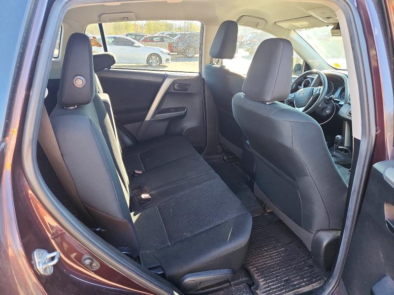 Снимка 11 от търг – 2018 TOYOTA RAV4 с VIN 2T3BFREV1JW784881