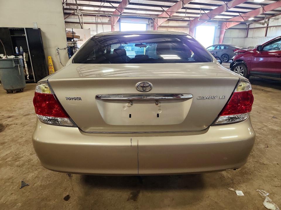 Photo 6 from auction – 2006 TOYOTA CAMRY with VIN 4T1BE32K36U144519