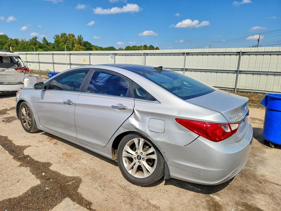 Снимка 2 от търг – 2013 HYUNDAI SONATA с VIN 5NPEC4AC6DH529636