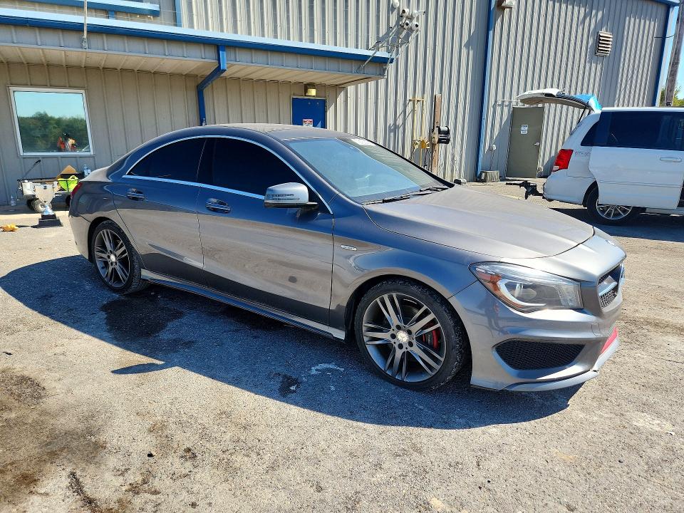 Photo 4 from auction – 2015 MERCEDES-BENZ CLA with VIN WDDSJ4EB7FN205694