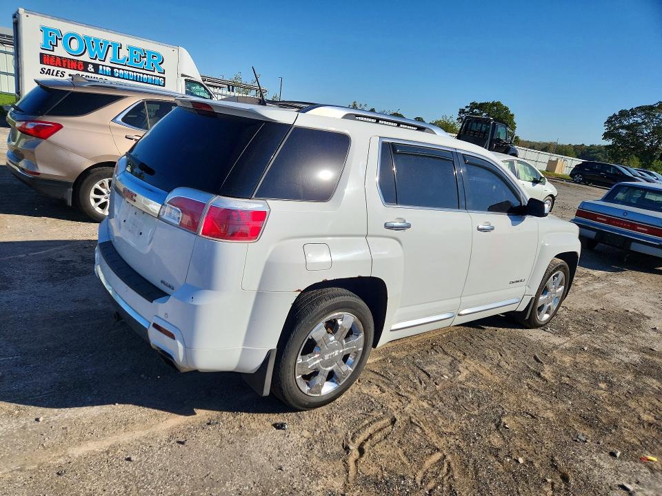 Foto 3 de la subasta – 2013 GMC TERRAIN con VIN 2GKFLZE36D6402373
