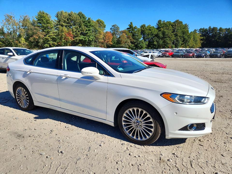 Photo 4 from auction – 2013 FORD FUSION with VIN 3FA6P0RU6DR301380