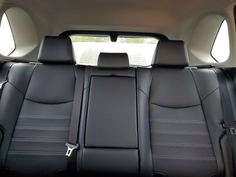 Photo 10 from auction – 2024 TOYOTA RAV4 with VIN JTMD6RFV6RD149428