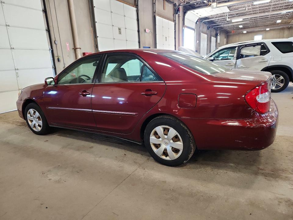 Снимка 2 от търг – 2004 TOYOTA CAMRY с VIN 4T1BF30K24U079465