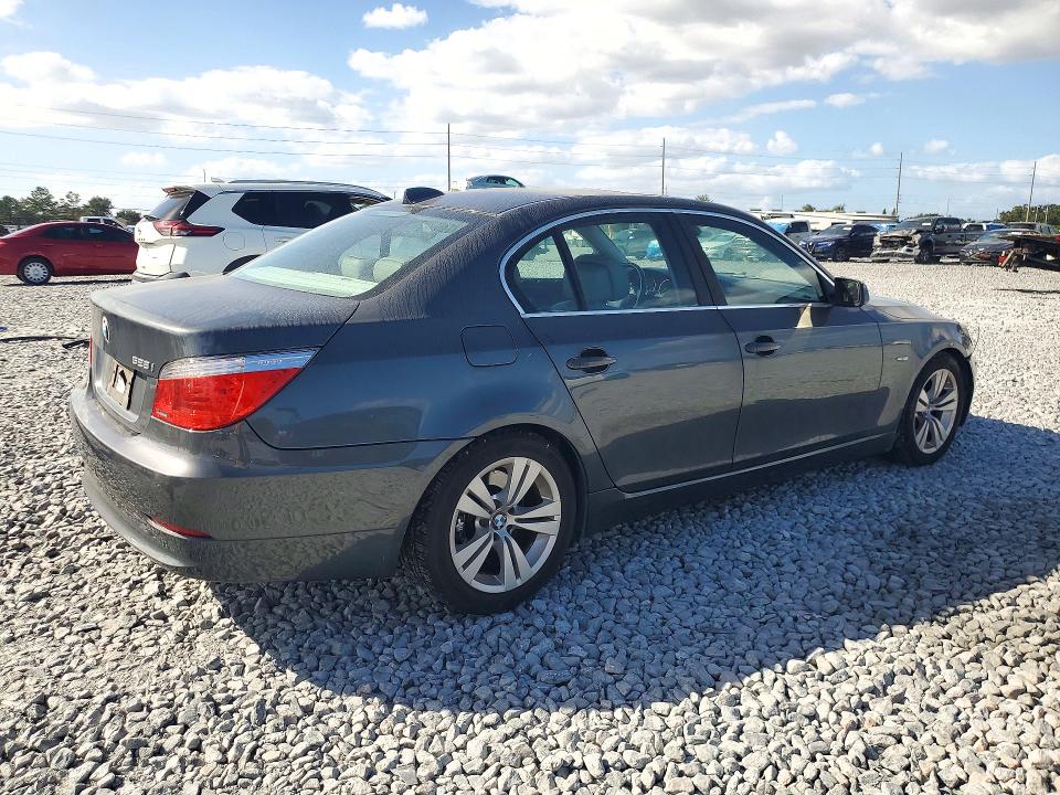 Снимка 3 от търг – 2010 BMW 528 с VIN WBANU5C59AC128958