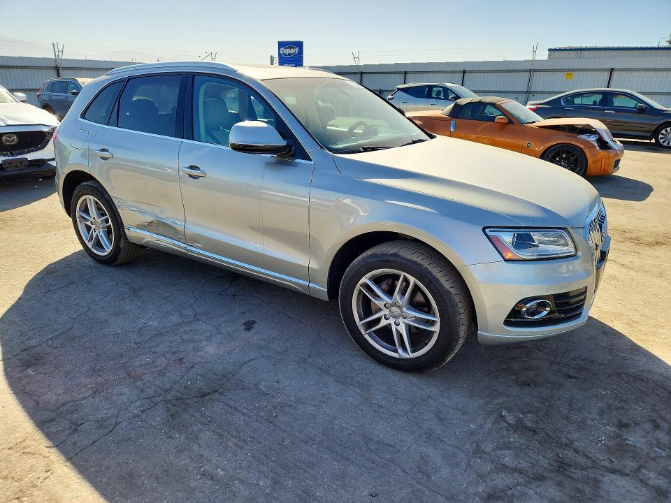 Foto 4 de la subasta – 2016 AUDI Q5 con VIN WA1L2AFP9GA128978