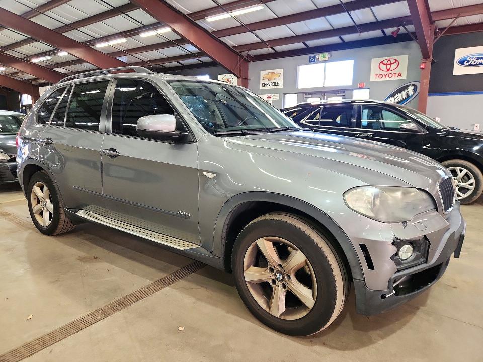 Снимка 4 от търг – 2008 BMW X5 с VIN 5UXFE435X8L003751