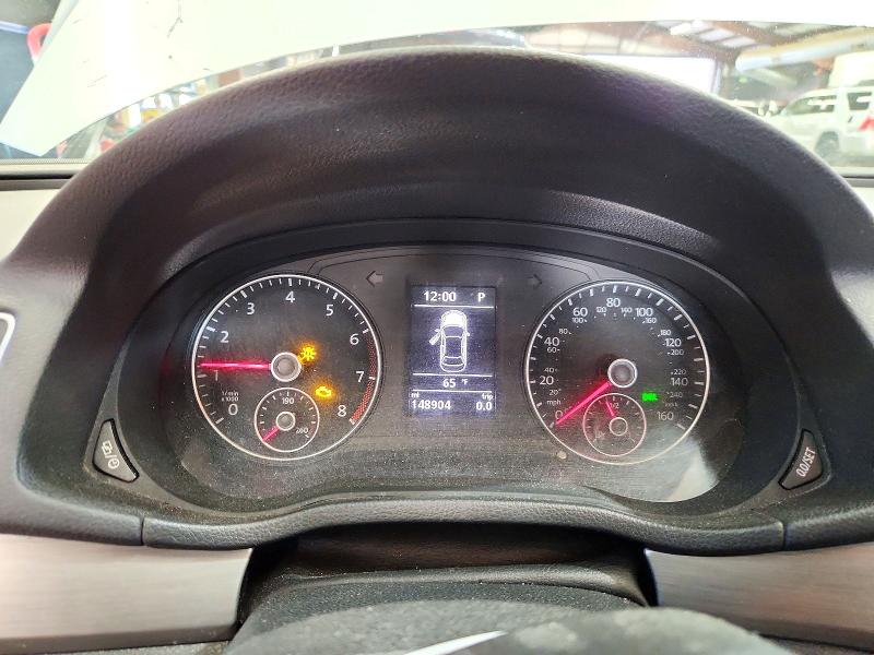 Фото 9 с аукциона – 2015 VOLKSWAGEN PASSAT с VIN 1VWBT7A31FC106558