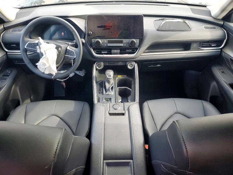 Снимка 8 от търг – 2025 TOYOTA GRAND HIGHLANDER с VIN 5TDAAAB54SS097591