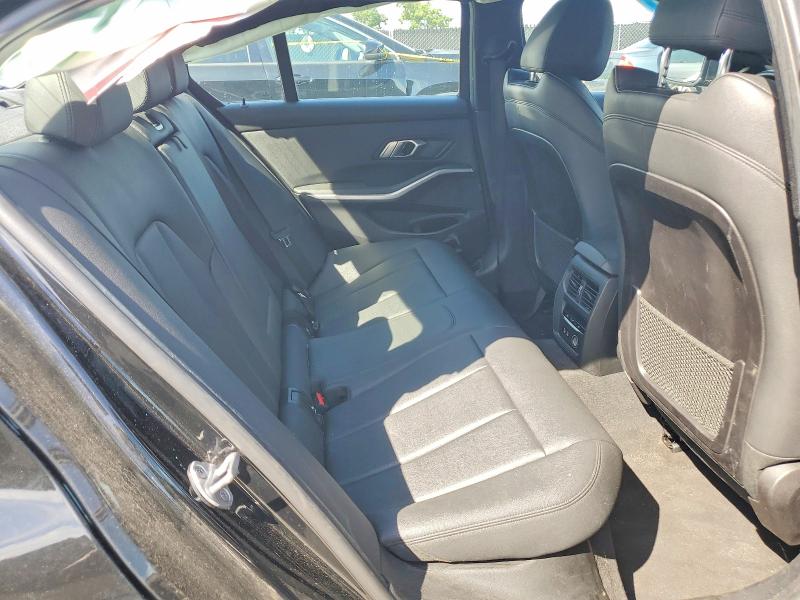 Снимка 10 от търг – 2020 BMW 330 с VIN 3MW5R1J08L8B24816