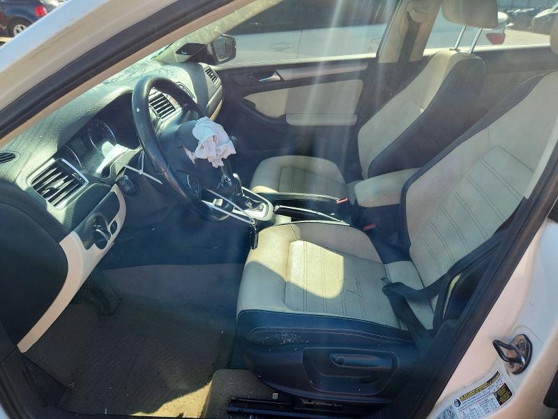 Снимка 7 от търг – 2012 VOLKSWAGEN JETTA с VIN 3VWLP7AJ6CM377245