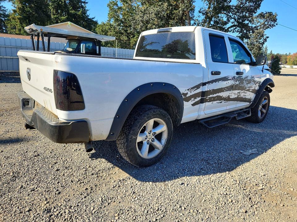Снимка 3 от търг – 2015 RAM 1500 с VIN 1C6RR7FT6FS609752