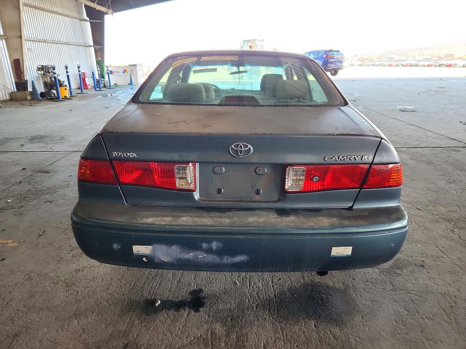 Photo 6 from auction – 2001 TOYOTA CAMRY with VIN JT2BG22K910595472