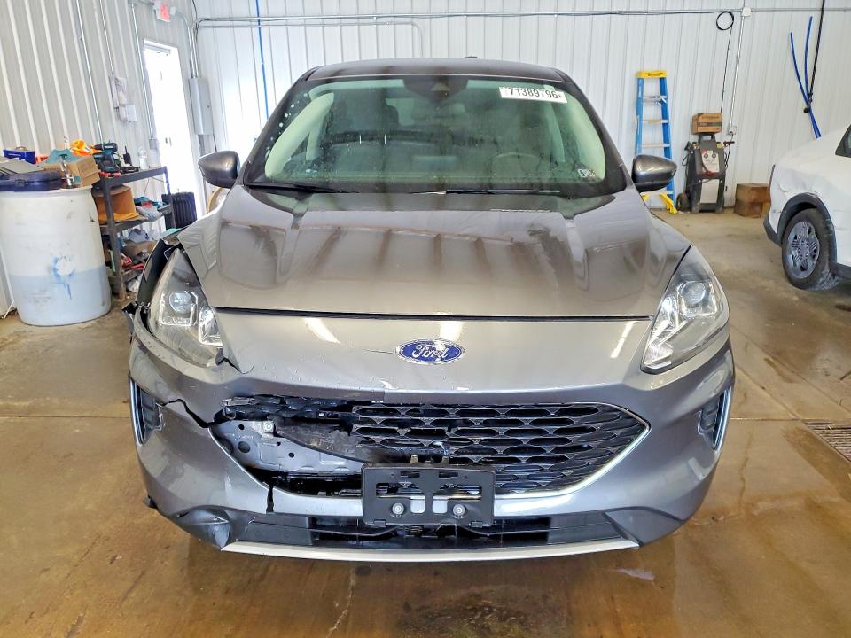 Снимка 5 от търг – 2021 FORD ESCAPE с VIN 1FMCU9G61MUA98157