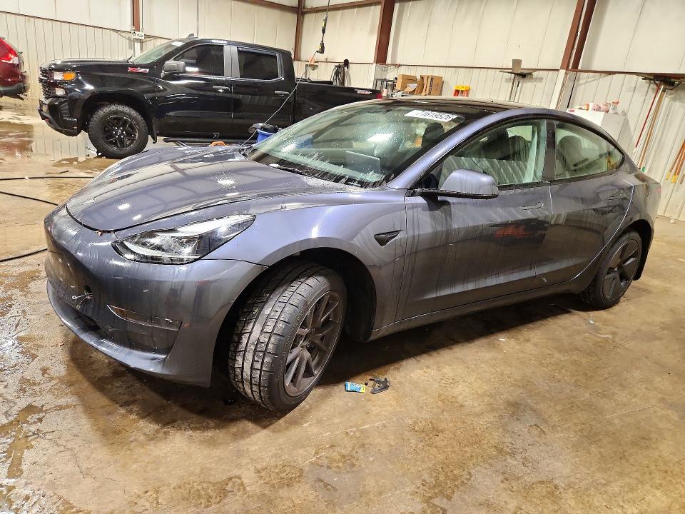 TESLA MODEL 3 2023 с VIN 5YJ3E1EA7PF565783 - Снимка от търг