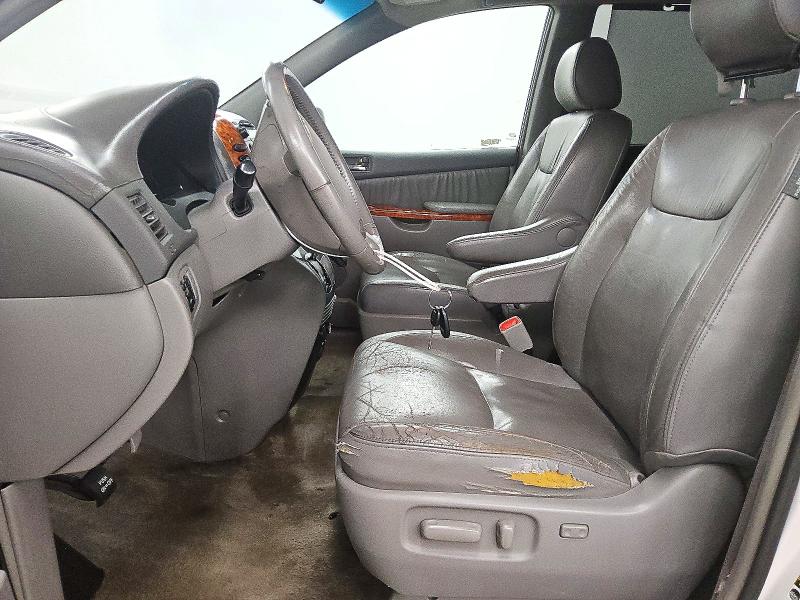 Photo 7 from auction – 2007 TOYOTA SIENNA with VIN 5TDZK22C37S038396