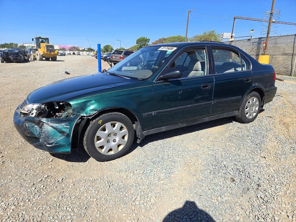 HONDA CIVIC 1999 с VIN 1HGEJ6674XL004945 - Снимка от търг