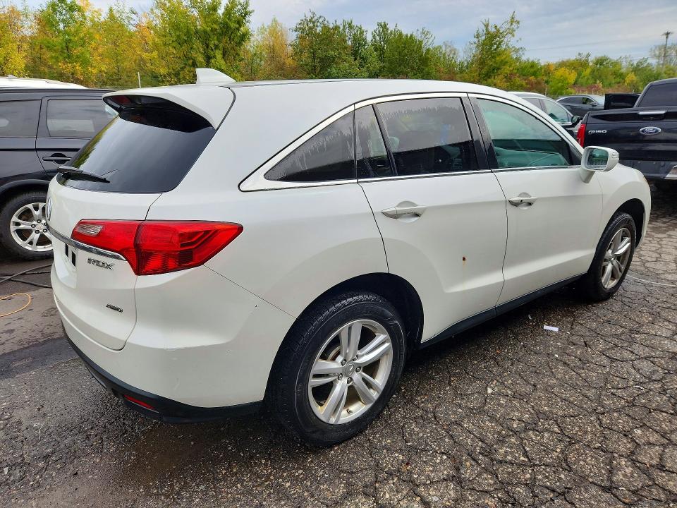 Снимка 3 от търг – 2013 ACURA RDX с VIN 5J8TB4H56DL019575