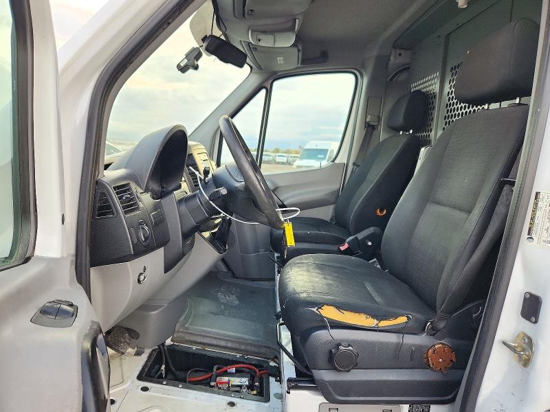 Снимка 7 от търг – 2015 MERCEDES-BENZ SPRINTER с VIN WD3PE7CC9F5953343