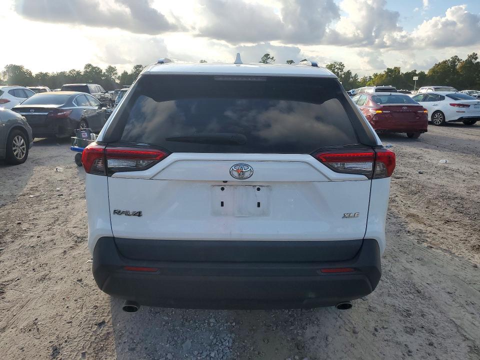 Photo 6 from auction – 2020 TOYOTA RAV4 with VIN 2T3C1RFV3LW098989