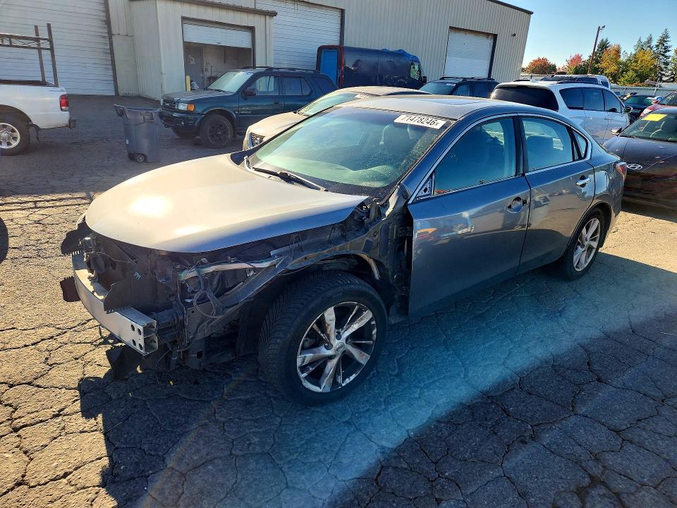 NISSAN ALTIMA 2015 с VIN 1N4AL3AP6FC590050 - Снимка от търг