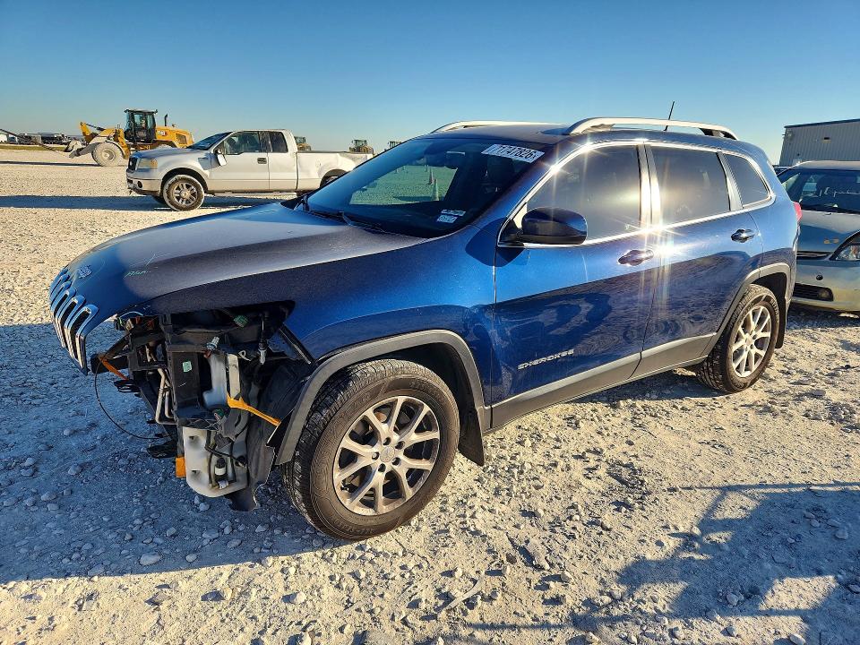 JEEP CHEROKEE 2018 with VIN 1C4PJLLB4JD552248 - Photo from auction