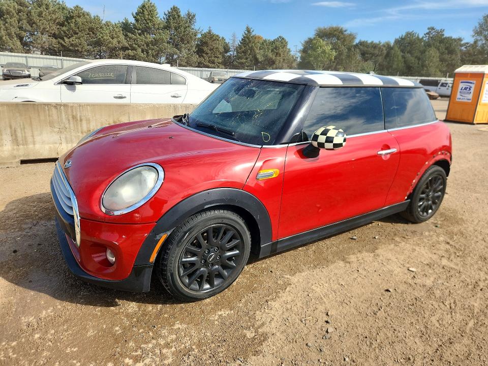 MINI COOPER 2015 with VIN WMWXM5C5XFT938101 - Photo from auction