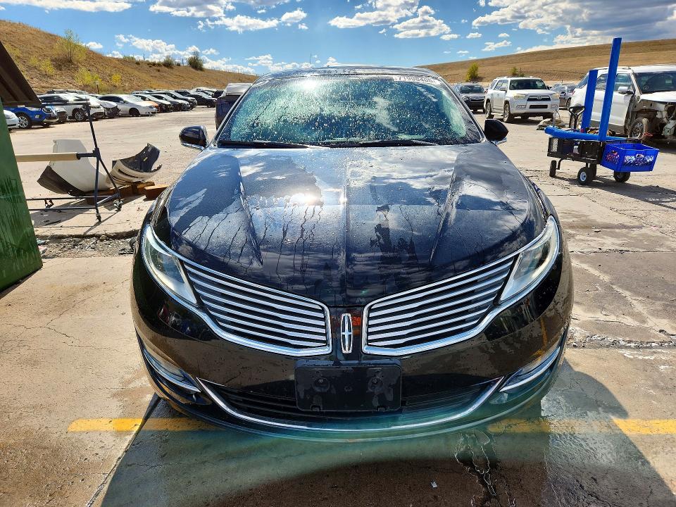 Снимка 5 от търг – 2013 LINCOLN MKZ с VIN 3LN6L2G93DR810015