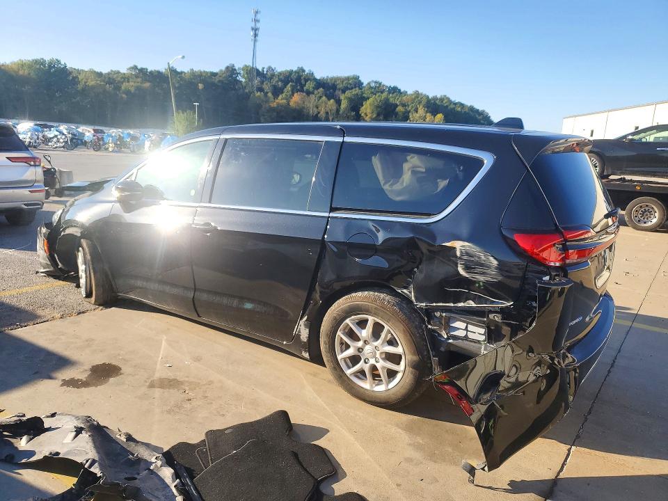 Снимка 2 от търг – 2026 CHRYSLER PACIFICA с VIN 2C4RC1BG6TR172283