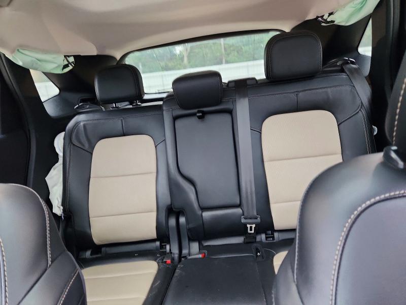 Foto 10 de la subasta – 2021 FORD ESCAPE con VIN 1FMCU9J94MUA03335