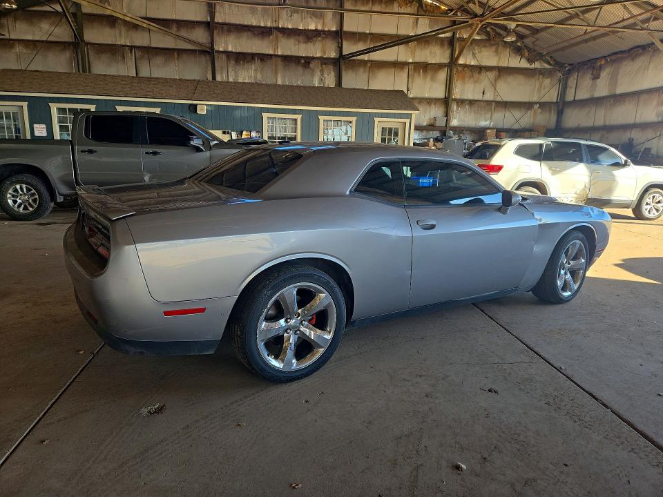 Снимка 3 от търг – 2015 DODGE CHALLENGER с VIN 2C3CDZAGXFH850888