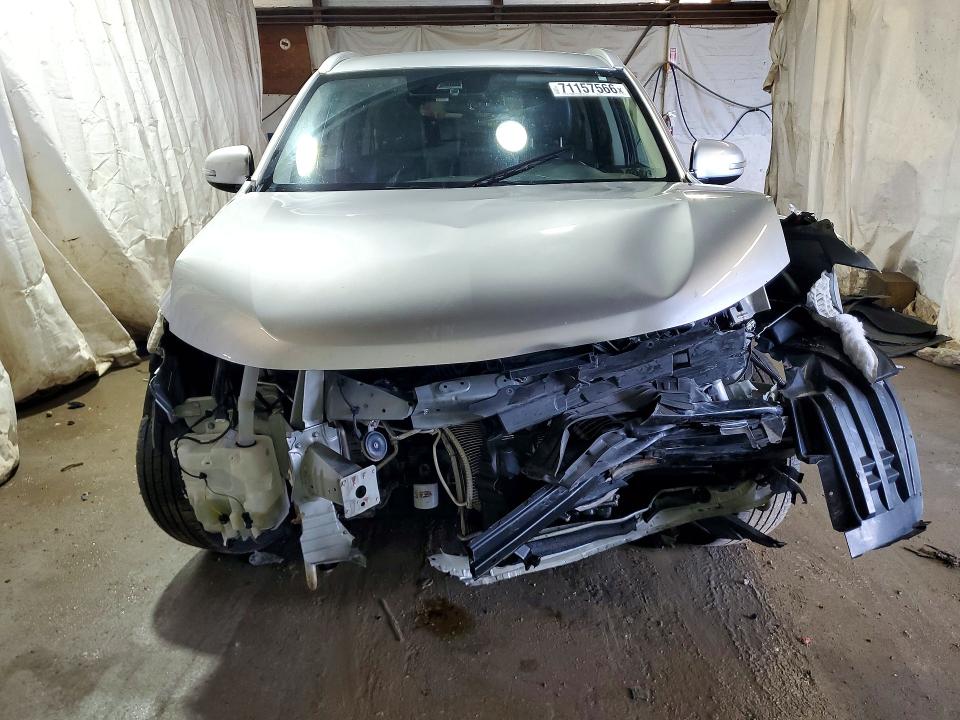 Снимка 5 от търг – 2020 MITSUBISHI OUTLANDER с VIN JA4AZ3A32LZ026971