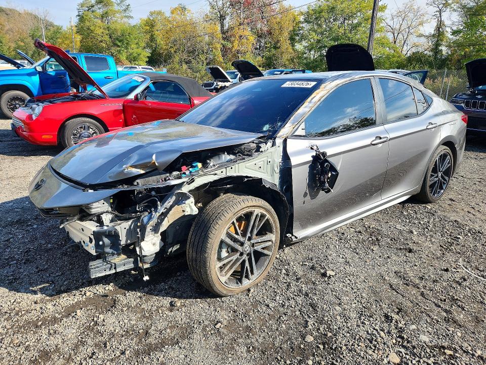 Фото 1 с аукциона – 2026 TOYOTA CAMRY с VIN 4T1DAACK1TU677858